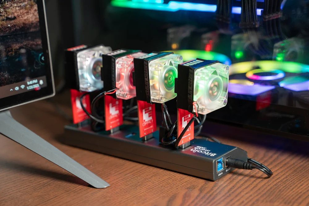 4 x GekkoScience COMPAC F with Fan Upgrade + MinerHaolan® 7-Port USB Hub - COMBO Up to 1.2+TH/s - View 1