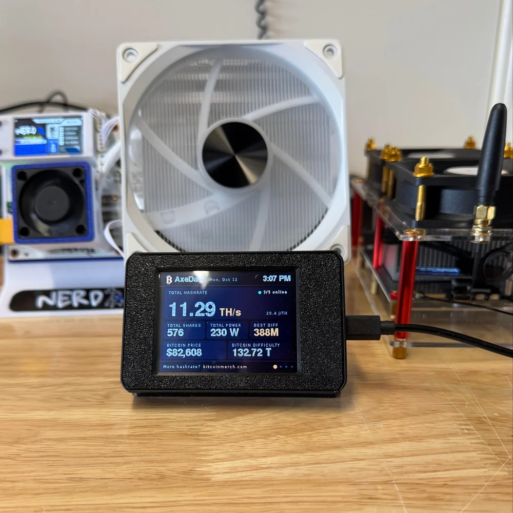 AxeDash: Desktop Display for Your Bitaxe Miners - thumbnail 2