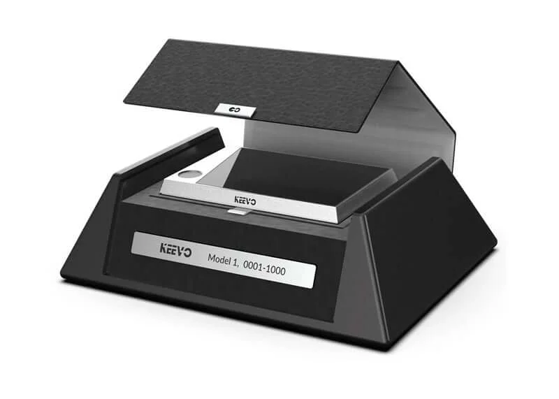 MinerHaolan Keevo Model 1 Cryptocurrency Hardware Wallet - thumbnail 2