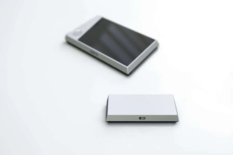 MinerHaolan Keevo Model 1 Cryptocurrency Hardware Wallet - thumbnail 3